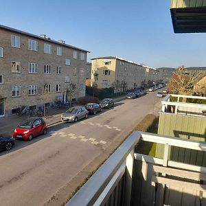 Nice room in apartment in Amager